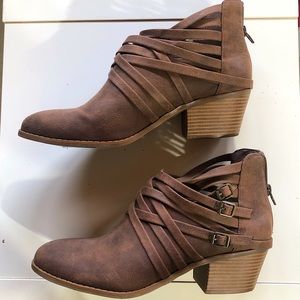 Fergalicious brown boots by fergie